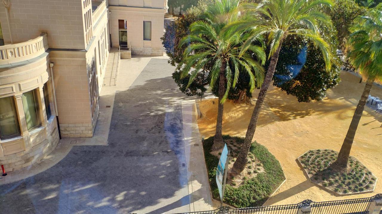 Perfect Apartment Near The Beach Аликанте Екстериор снимка